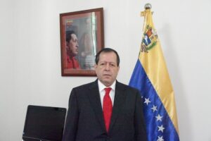Gobierno de Maduro destituyó de su cargo al padre del exministro detenido Simón Zerpa