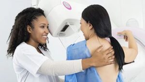 Guía recomienda comenzar las mamografías a los 40 años