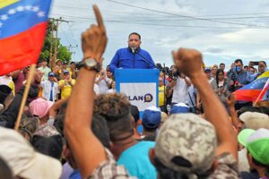 José Brito afirmó que Venezuela necesita a un "presidente de verdad" y no "tapa amarilla"