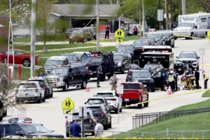 La Polica mata a un estudiante armado en una escuela secundaria de Wisconsin
