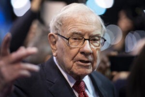 Las claves de Warren Buffett de cómo se hizo rico y aspirar a algo parecido