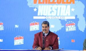 Maduro instala comando de campaña con Jorge Rodríguez y Cilia Flores a la cabeza