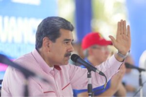 Maduro pide a odontólogos privados sumarse a la Misión Sonrisa: Yo les doy sus beneficios