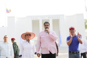 Maduro pidió al sector privado unirse a la Misión Sonrisa