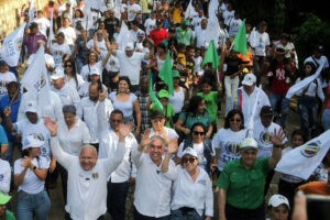 Martínez juramentó a "los promotores del triunfo" en Guárico
