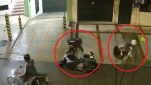 Motoladrones en Bucaramanga roban a dos mujeres en moto, las agreden