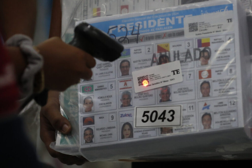 Panamá se adentra este domingo en las elecciones más complejas y atípicas de su historia