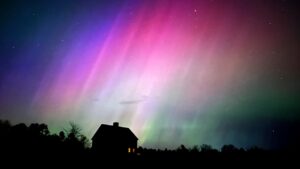 Potente tormenta solar golpea a la Tierra y deja coloridas auroras boreales en el hemisferio norte