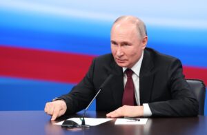 Putin califica de "horrible crimen" el atentado contra el primer ministro eslovaco - AlbertoNews