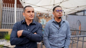 Regresan a EE.UU. dos 'dreamers' atrapados en México lejos de su familia por más de un año