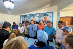 Simón Calzadilla recomienda a Maduro protejer el derecho a votar