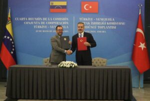 Venezuela y Turquía firman nueve acuerdos de cooperación