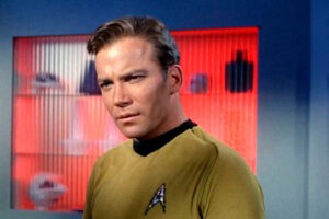 William Shatner estaría dispuesto a rejuvenecer su cara digitalmente para volver a interpretar al Capitán Kirk en Star Trek