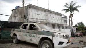 así quedó la estación de Policía de Morales, Cauca, por enfrentamientos con las disidencias de las Farc