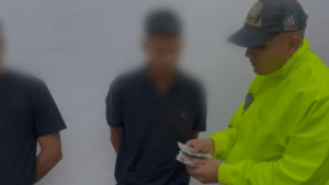 en operativo, capturan a dos personas señaladas de extorsionar comerciantes