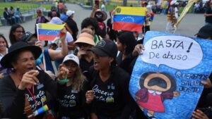 trabajadores venezolanos reclaman un verdadero aumento salarial