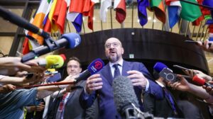 Acaba sin acuerdo aunque sin candidaturas alternativas la cumbre para renovar la cúpula de la UE