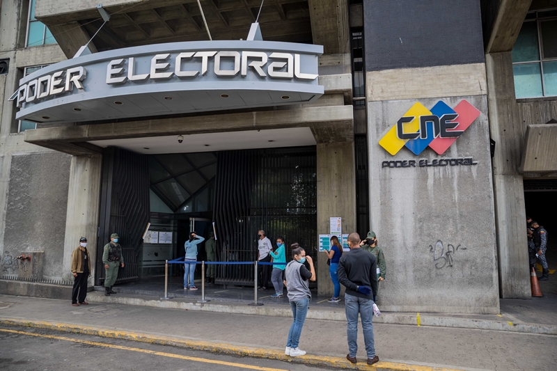 Acuerdo para reconocer resultado electoral refleja la "gravedad" institucional venezolana, según abogado y consultor político