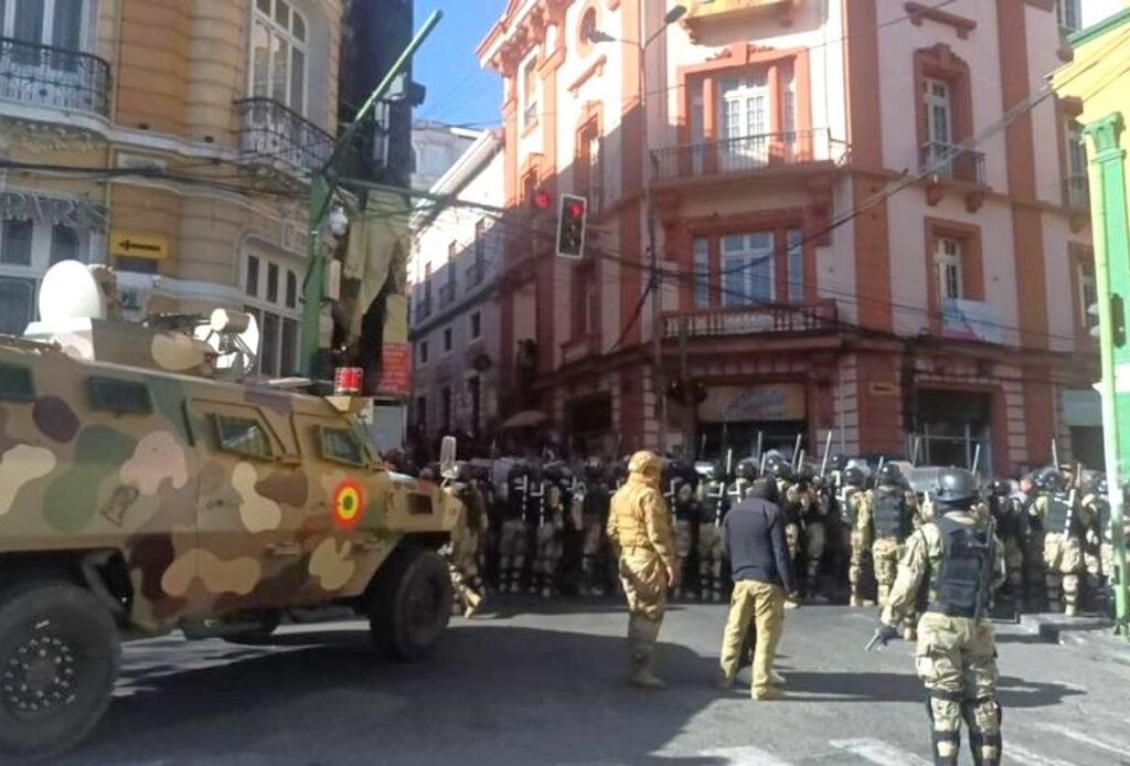 Al menos nueve heridos es el saldo del intento de golpe de Estado en Bolivia - AlbertoNews
