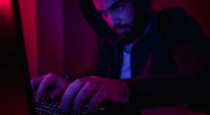 Alemania planea una nueva ley que expulsaría a los inmigrantes que apoyen actos terroristas en Internet