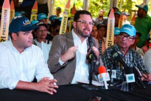 Antonio Ecarri: El único que ha privatizado es Maduro