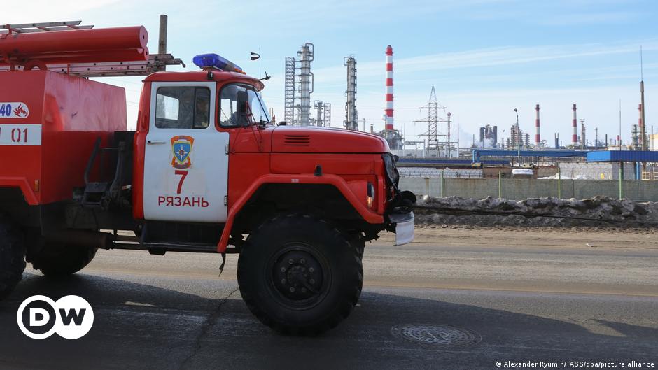 Ataque ucraniano incendia depósitos de combustible en Rusia – DW – 18/06/2024