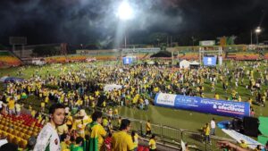 Atlético Bucaramanga es campeón de su primera estrella y la ciudad se vistió de amarillo y verde