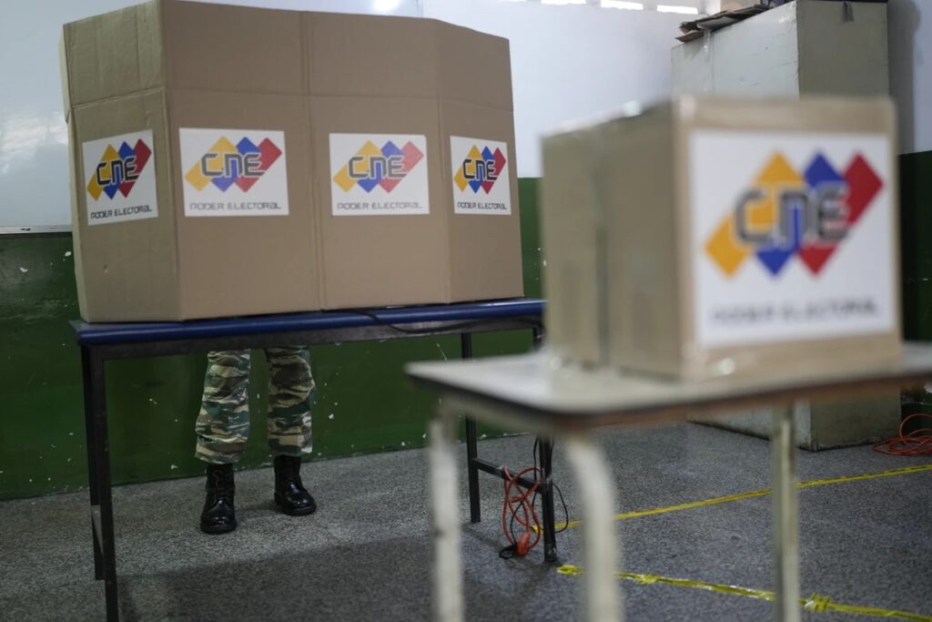 CNE arrancó capacitación de miembros de mesas