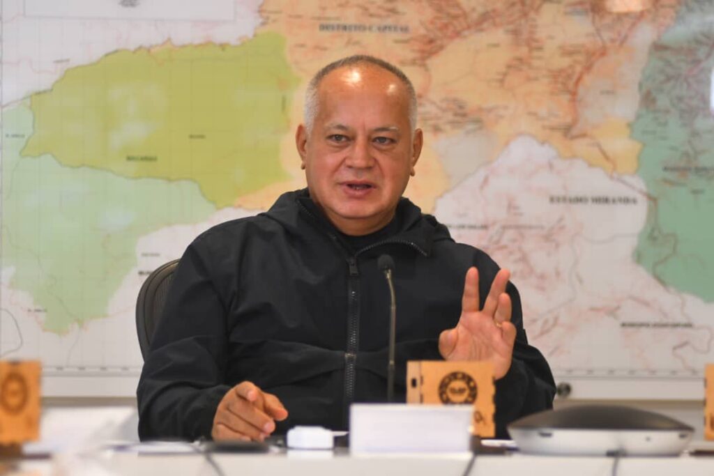 Cabello ordena a militancia del Psuv poner en práctica 1x10x7 durante simulacro electoral