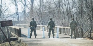 Corea del Sur repele con disparos de alerta la entrada de decenas soldados desde el Norte