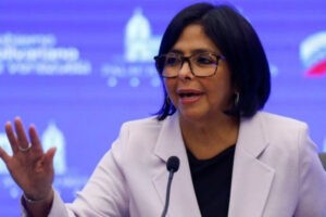 Delcy Rodríguez: El 28J nos comemos el sancocho del gallo pataruco