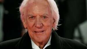Donald Sutherland, actor de 'M*A*S*H' y 'The Hunger Games', fallece a los 88 años - AlbertoNews