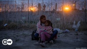 EE.UU. lanza plan que dará permiso de residencia a migrantes – DW – 18/06/2024
