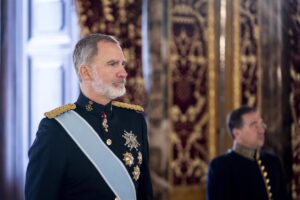El Rey acude con Albares a la toma de posesión del presidente de Panamá, tras ir sin ministros a la de Milei y Bukele