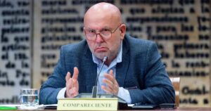 El abogado de Puidemont anuncia una querella contra Aguirre por "prevaricar" con la trama rusa
