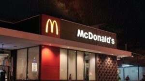 El truco de un extrabajador de McDonalds para garantizar que pides comida fresca cada vez que lo visitas
