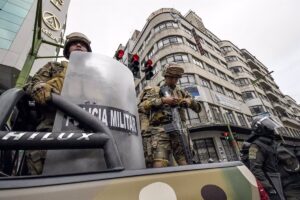 "Es falsa, inconcebible y temeraria"