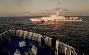 Filipinas acusó a China de embestir a sus barcos en su zona económica exclusiva - AlbertoNews