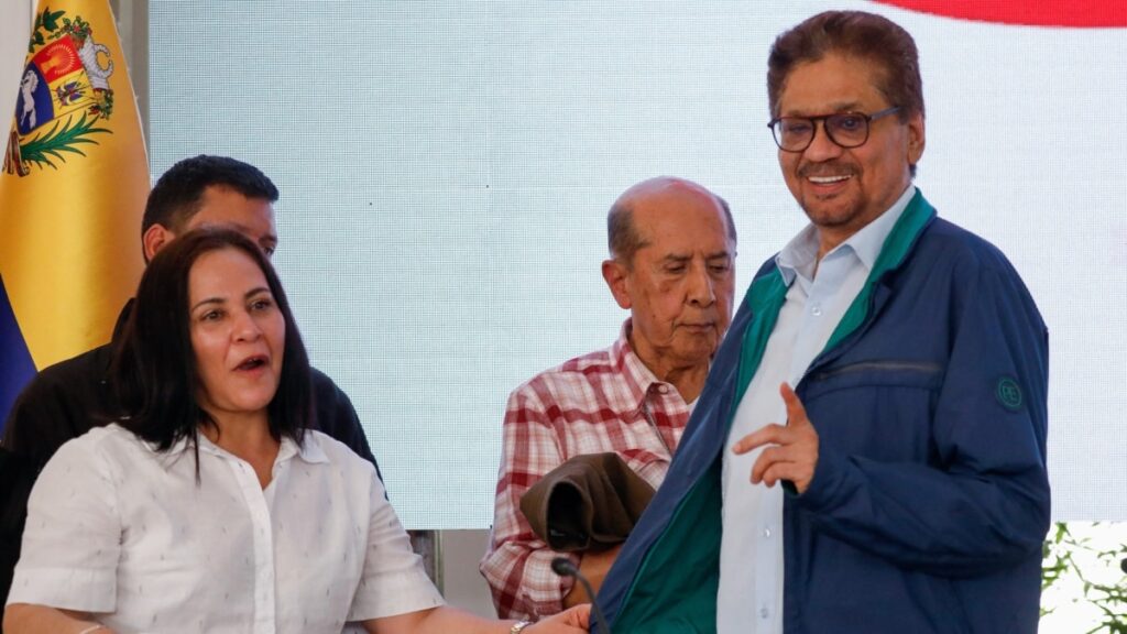General publica noticia falsa sobre oposición. “Iván Márquez” reaparece en Caracas.