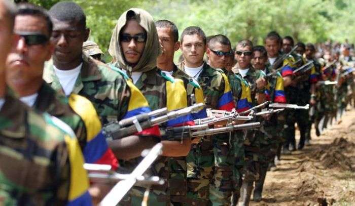Gobierno y disidencia de FARC de Iván Márquez inician diálogos de paz este mes en Caracas