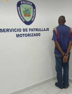 Hombre Hurtó dos botellas de licor en el Centro de Valencia