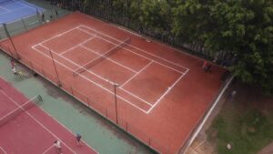 Inauguran la primera cancha de polvo de ladrillo de tenis del Occidente del país en La Castellana Country Club – Diario La Nación