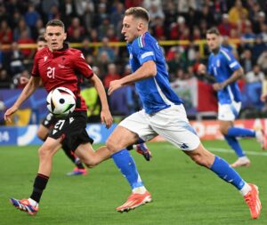Italia remonta a Albania y gana su primer partido en la defensa de su campeonato en la Eurocopa 2024