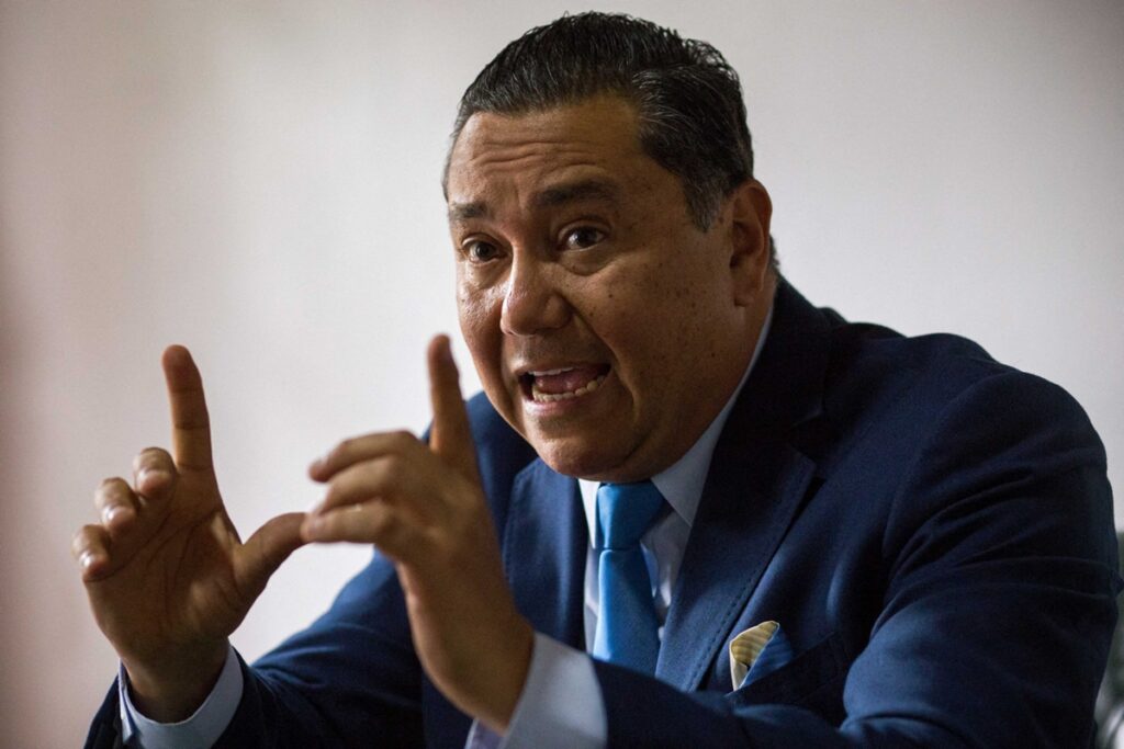 Javier Bertucci asegura que aumentará el salario a $150 de resultar ganador en las presidenciales (+Video)