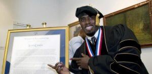 La Universidad de Howard le retiró el título de doctorado honorario a Sean “Diddy” Combs tras las denuncias de abuso y violencia de género - AlbertoNews