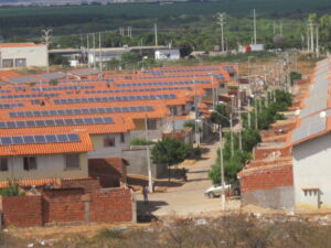 La energía solar, vetada como fuente de ingresos para los pobres en Brasil