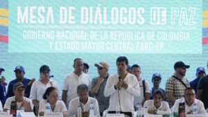 La iglesia de Colombia insiste en ser "artesanos de la paz" entre Gobierno y FARC - AlbertoNews