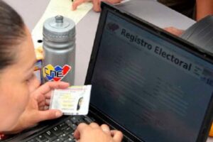 La oposición busca los mejores perfiles para testigos electorales