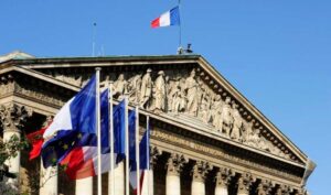 La ultraderecha francesa consigue un contundente triunfo en las elecciones - Yvke Mundial
