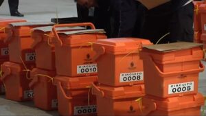 Las urnas para las elecciones internas ya viajan hacia todo el país